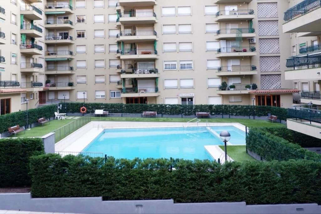 Amplio Apartamento Con Piscina Al Lado De La Playa Platja d'Aro Eksteriør billede