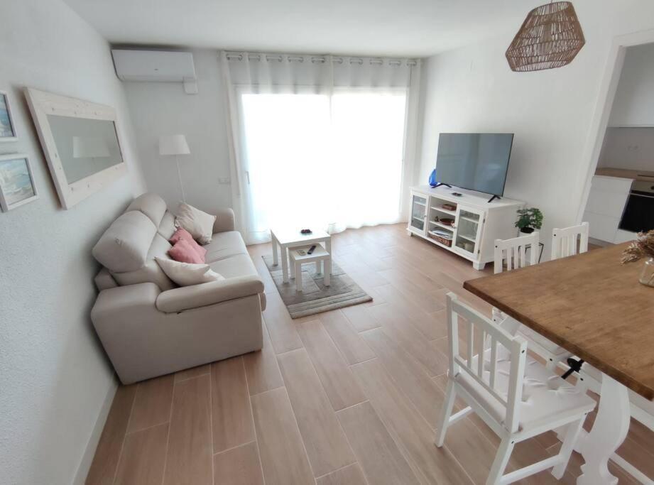 Amplio Apartamento Con Piscina Al Lado De La Playa Platja d'Aro Eksteriør billede