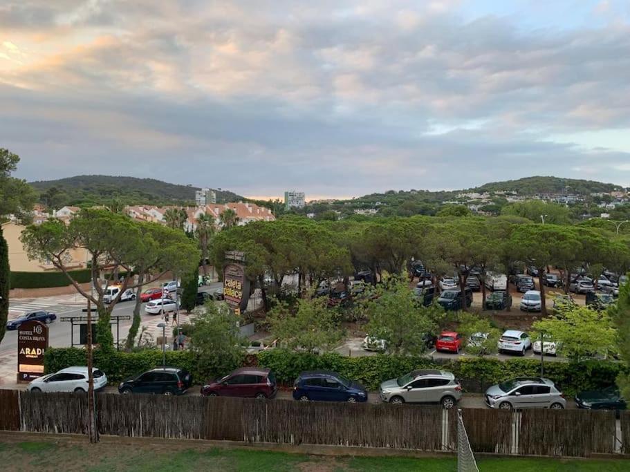 Amplio Apartamento Con Piscina Al Lado De La Playa Platja d'Aro Eksteriør billede
